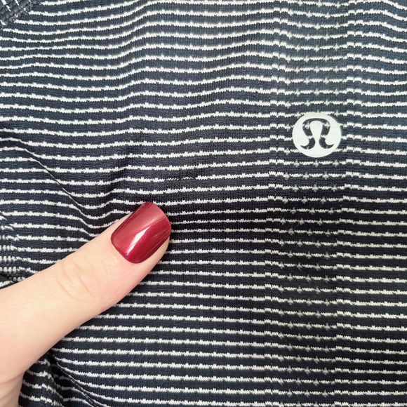 Lululemon Swiftly Tech Short Sleeve Shirt, Blue Stripe - Picture 5 of 6